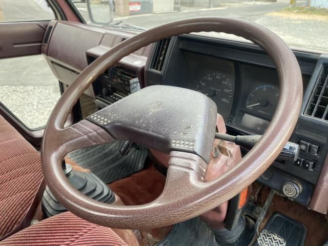 ISUZU ELF 1990 Image 31