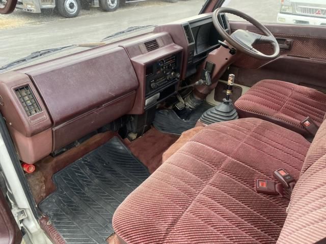 ISUZU ELF 1990 Image 31