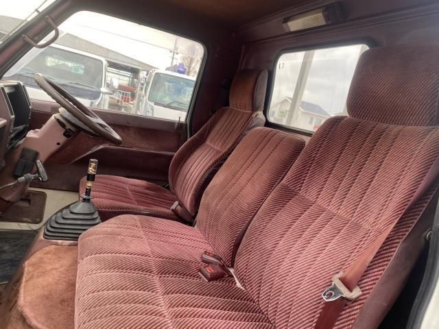 ISUZU ELF 1990 Image 31