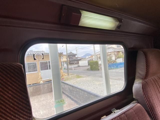 ISUZU ELF 1990 Image 31