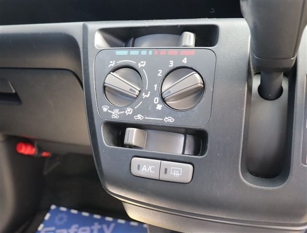 DAIHATSU MIRA E:S 2019 Image 31