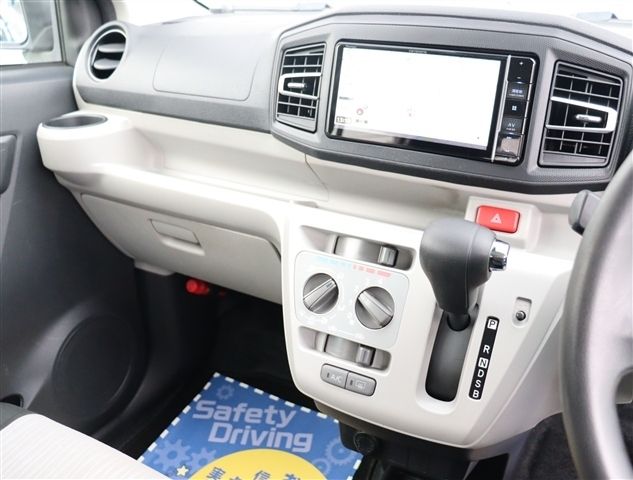 DAIHATSU MIRA E:S 2020 Image 31