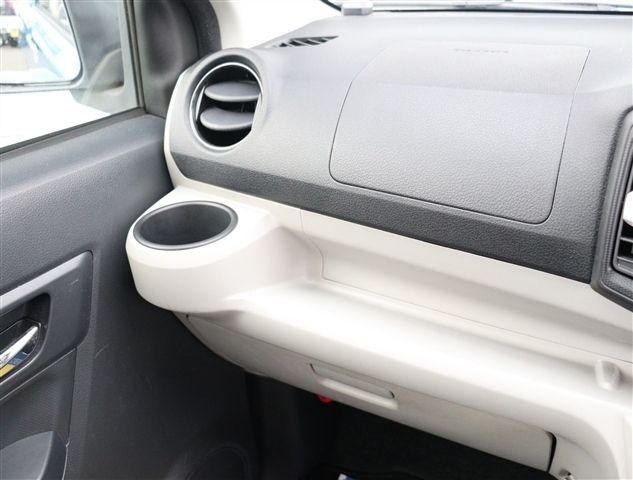 DAIHATSU MIRA E:S 2020 Image 31