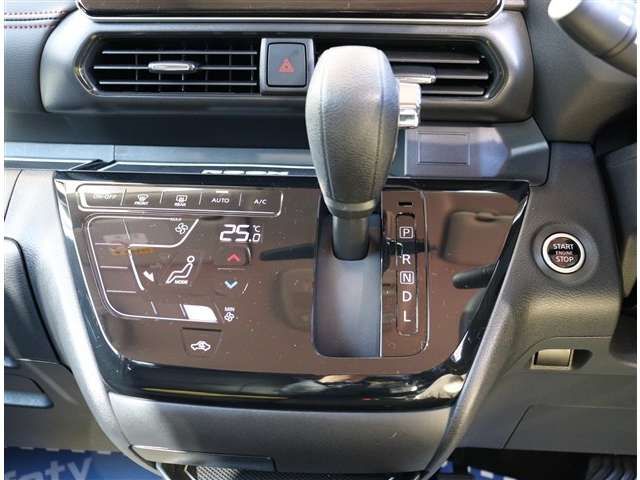 NISSAN ROOX 2024 Image 31