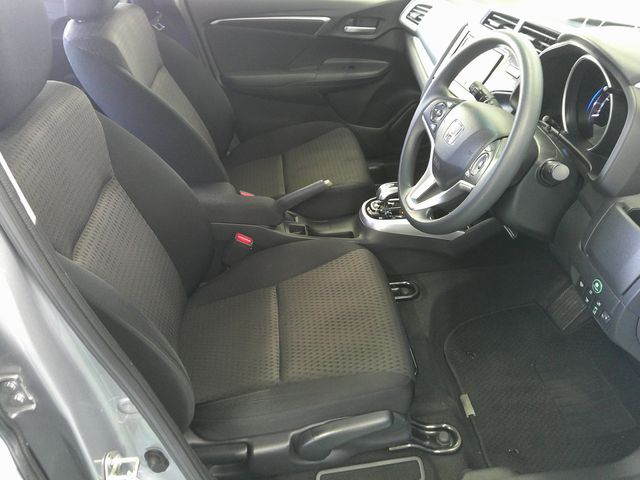 HONDA FIT HYBRID 4WD 2019 Image 31