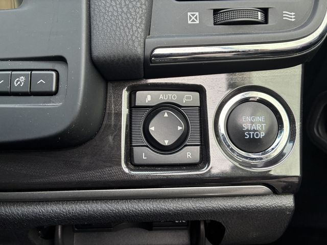 TOYOTA CROWN SEDAN 2014 Image 31