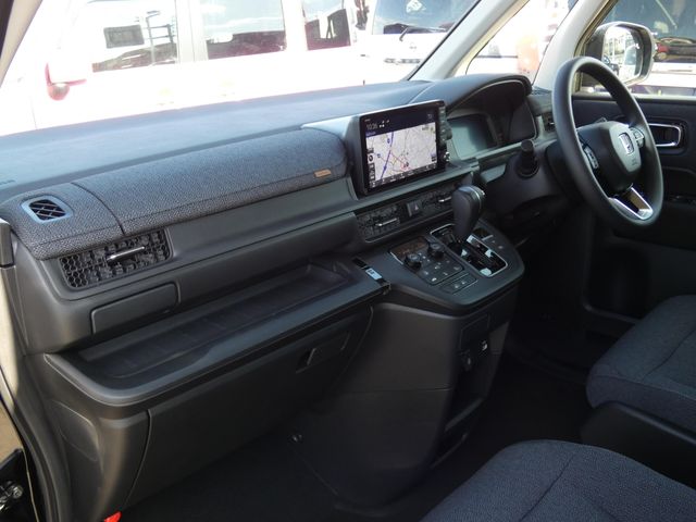 HONDA STEPWAGON 2025 Image 31