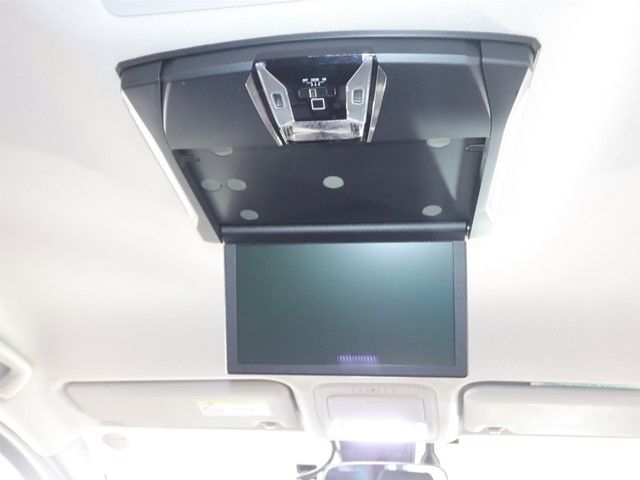 TOYOTA VOXY HYBRID 2017 Image 31