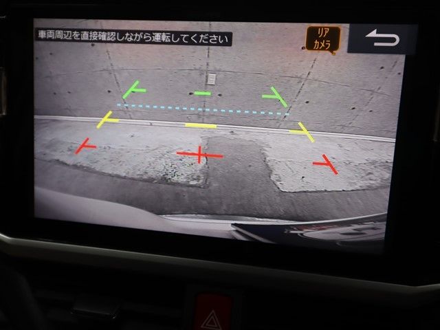 TOYOTA VOXY HYBRID 2017 Image 31