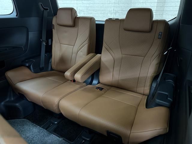 TOYOTA VELLFIRE 2025 Image 31