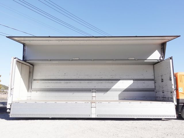 MITSUBISHI FUSOU SUPER GREAT 2014 Image 31