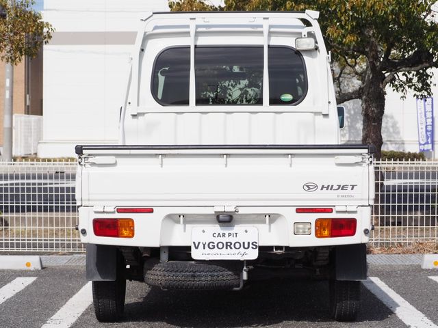DAIHATSU HIJET TRUCK 4WD 2017 Image 31