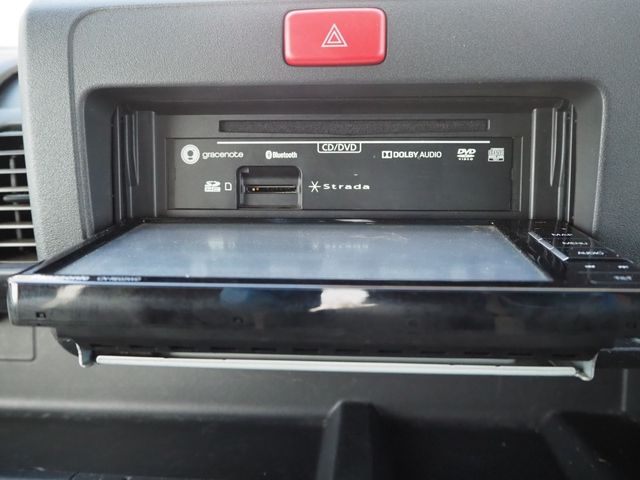 DAIHATSU HIJET TRUCK 4WD 2017 Image 31