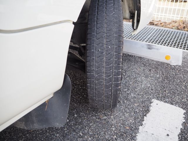 DAIHATSU HIJET TRUCK 4WD 2017 Image 31