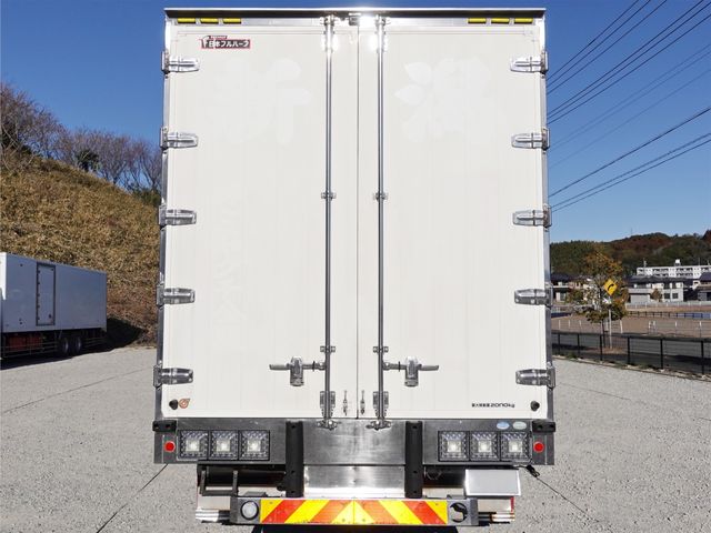 ISUZU FORWARD 2016 Image 31