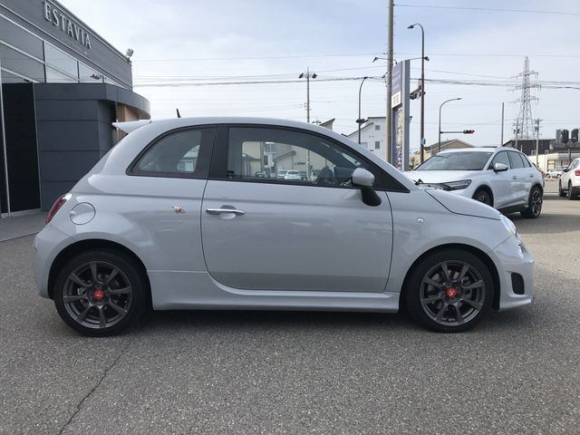 FIAT ABARTH 500 2015 Image 31