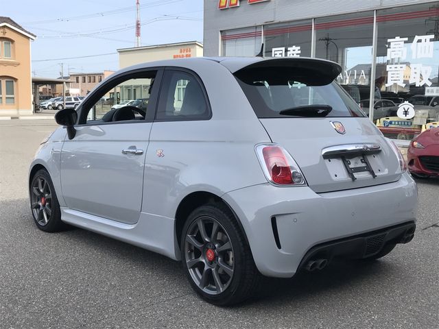 FIAT ABARTH 500 2015 Image 31