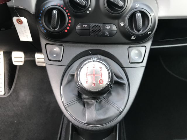 FIAT ABARTH 500 2015 Image 31