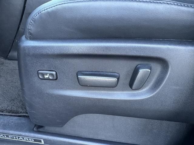 TOYOTA ALPHARD 2019 Image 31