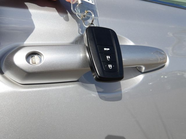 TOYOTA CROWN SEDAN HYBRID 2019 Image 31