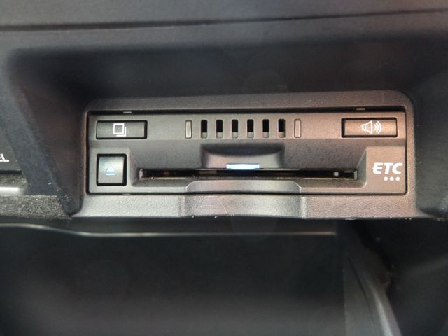 TOYOTA CROWN SEDAN HYBRID 2019 Image 31