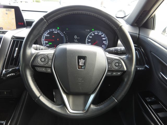 TOYOTA CROWN SEDAN HYBRID 2019 Image 31