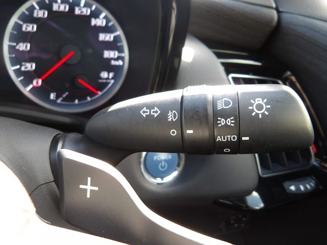 TOYOTA CROWN SEDAN HYBRID 2019 Image 31