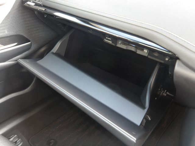 TOYOTA CROWN SEDAN HYBRID 2019 Image 31