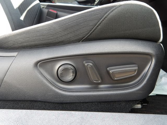 TOYOTA CROWN SEDAN HYBRID 2019 Image 31