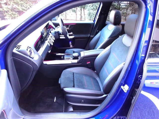 MERCEDES BENZ GLB 2023 Image 31