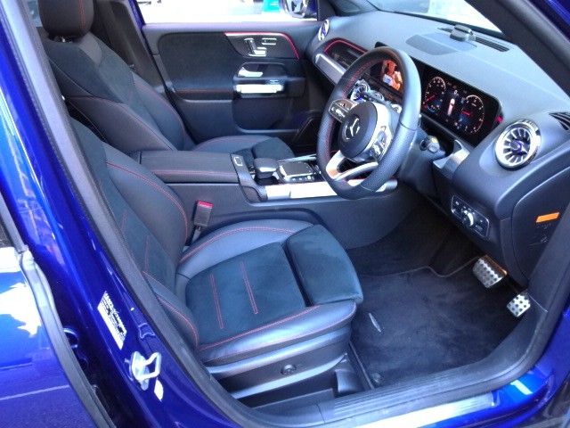 MERCEDES BENZ GLB 2023 Image 31