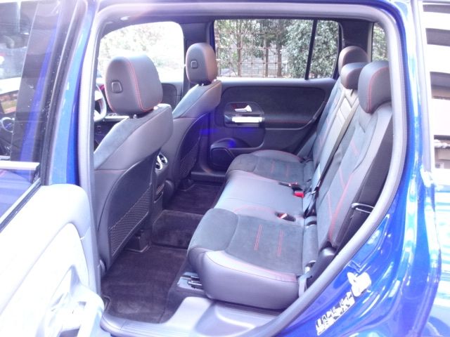 MERCEDES BENZ GLB 2023 Image 31