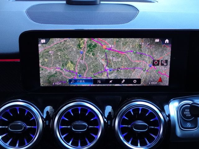 MERCEDES BENZ GLB 2023 Image 31