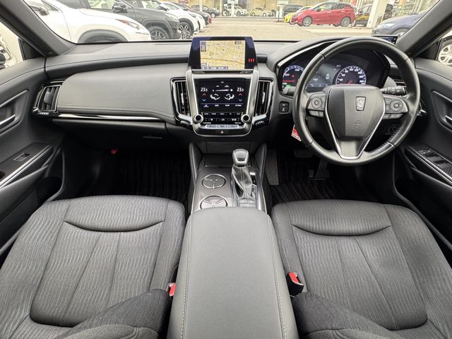 TOYOTA CROWN SEDAN HYBRID 2020 Image 31