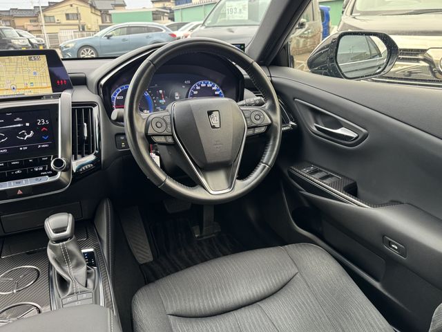 TOYOTA CROWN SEDAN HYBRID 2020 Image 31