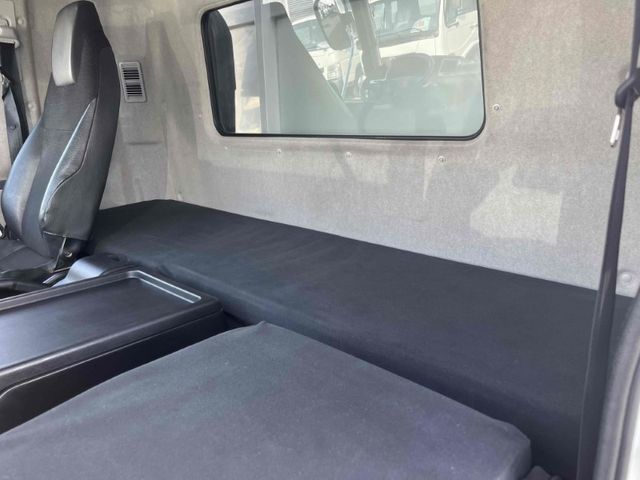 MITSUBISHI FUSOU FIGHTER 2019 Image 31