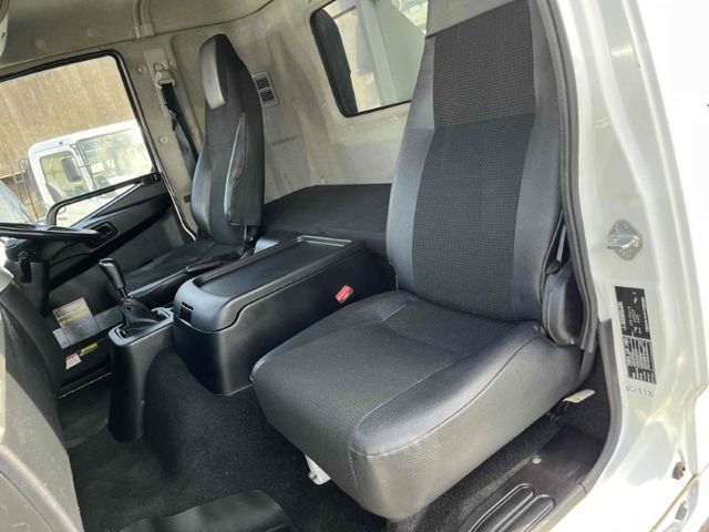 MITSUBISHI FUSOU FIGHTER 2019 Image 31