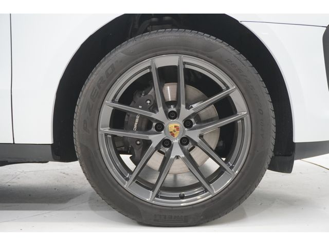 PORSCHE MACAN 2023 Image 31
