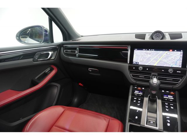 PORSCHE MACAN 2023 Image 31