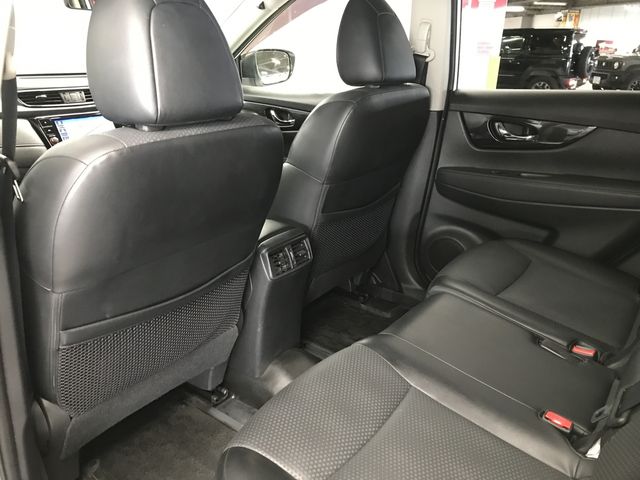 NISSAN X-TRAIL 2WD 2018 Image 31