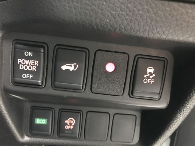 NISSAN X-TRAIL 2WD 2018 Image 31