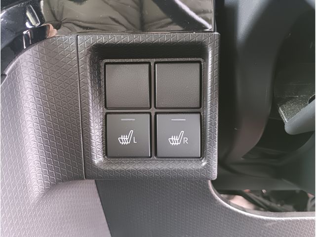 DAIHATSU TANTO CUSTOM 4WD 2022 Image 31