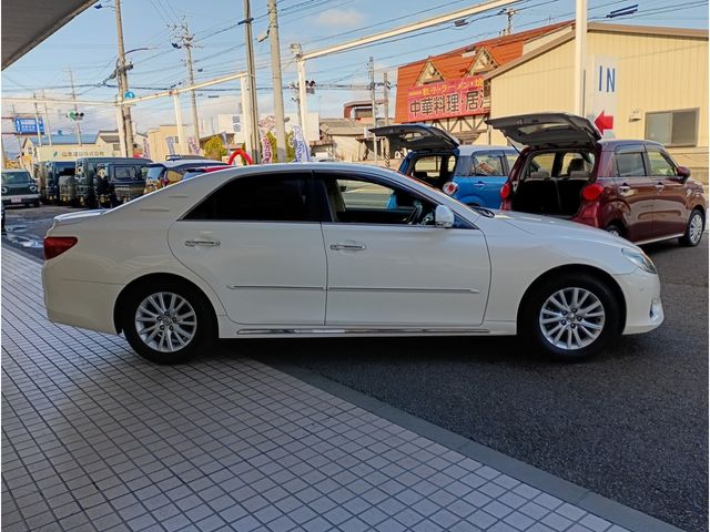 TOYOTA MARK X 2012 Image 31