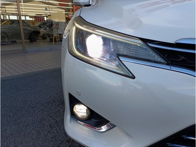 TOYOTA MARK X 2012 Image 31