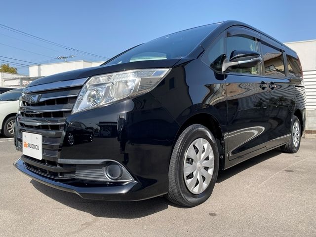 TOYOTA NOAH 2014 Image 31