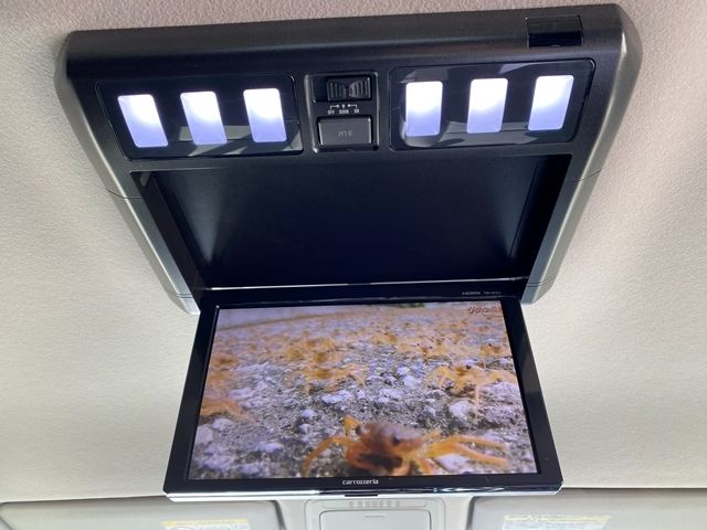 TOYOTA NOAH 2014 Image 31