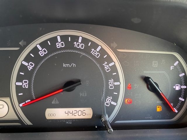 TOYOTA NOAH 2014 Image 31