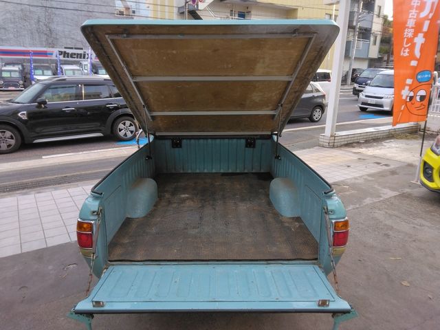 NISSAN SUNNY TRUCK 1993 Image 31