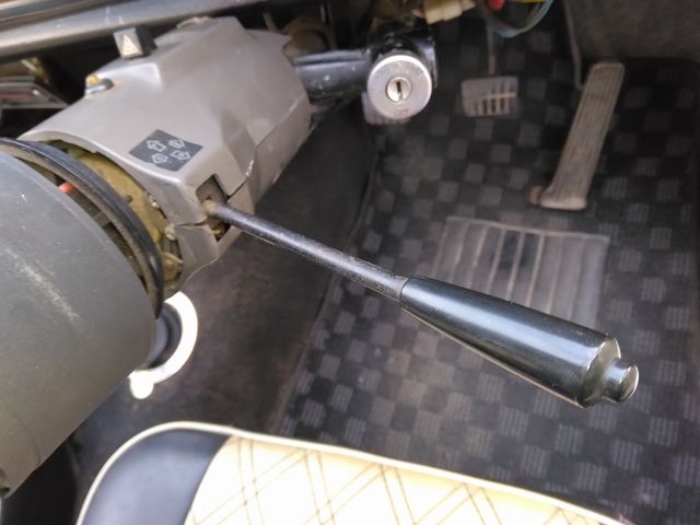 NISSAN SUNNY TRUCK 1993 Image 31