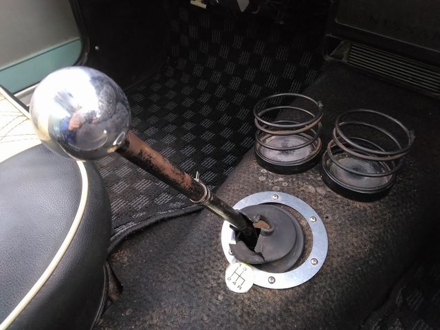 NISSAN SUNNY TRUCK 1993 Image 31